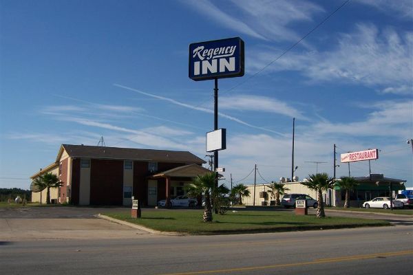 REGENCY INN FAIRFIELD (Fairfield)